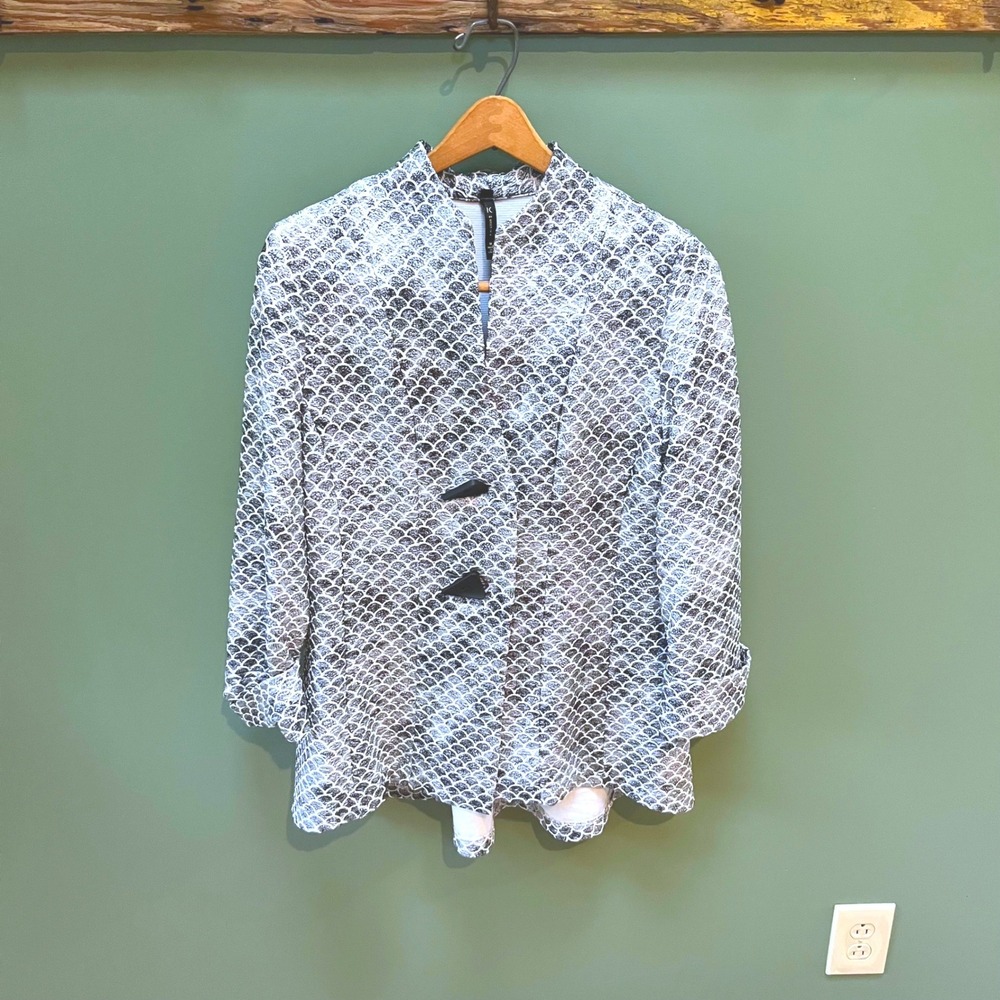 IC by Connie K Black White Geometric Scale Mock Neck Jacket‎ Art to Wear M